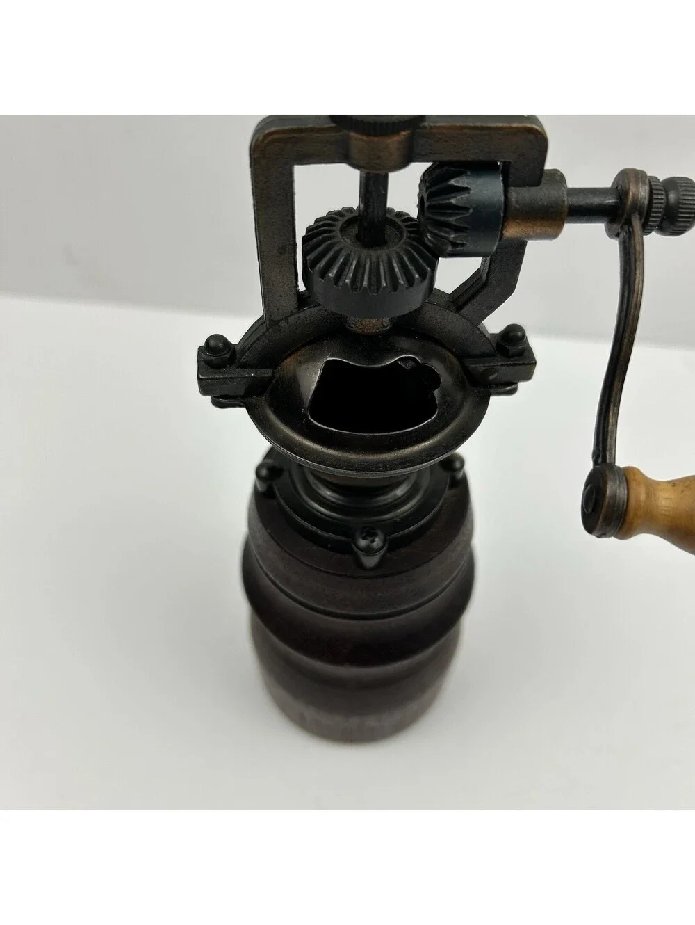 Antique Style Hand Crank Pepper Mill Grinder Vintage Copper Wood Mechanism  A205
